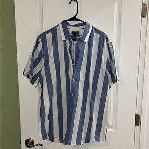 Express Men's Blue and White Striped Shirt